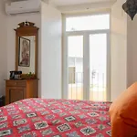 Tings Hotel 2*