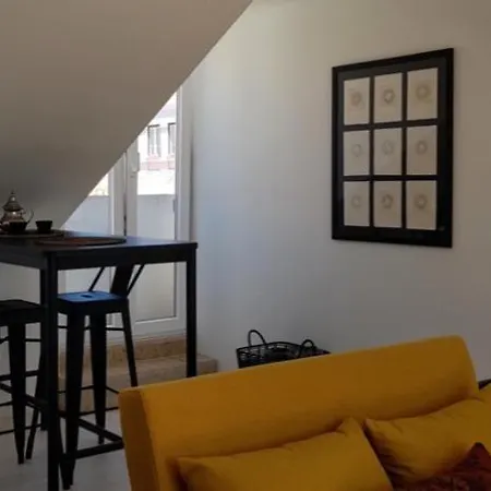 里斯本丁斯酒店 酒店 2*